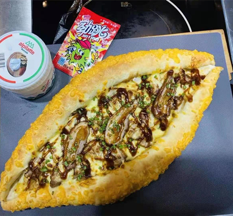 龚禹作品展示（之三）：北京烤鸭披萨 Peking Roast Duck Pizza